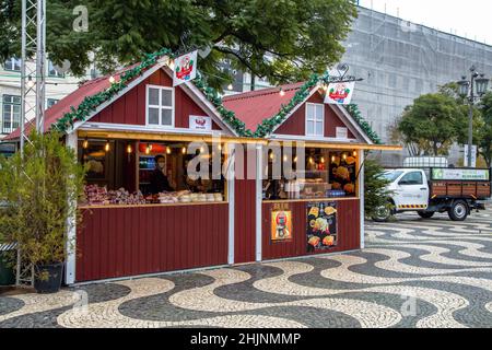 Rossio Weihnachtsessen traditioneller Markt in Lissabon. Lissabon, Portugal Stockfoto