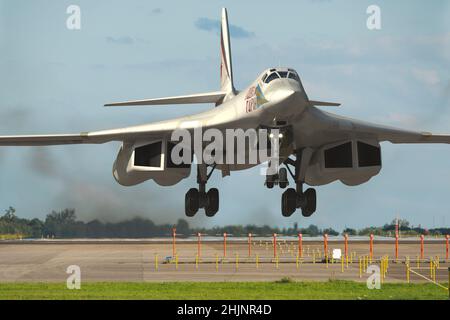 Russischer strategischer Bomber TU-160 Stockfoto