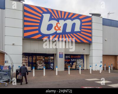 B&M Store Front, Nene Valley Retail Park, Northampton, Großbritannien Stockfoto