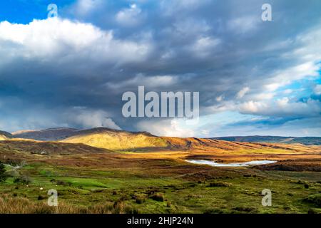 BetweenTymeen und Meenaguse im bluestack-Gebirge in Donegal - Irland. Stockfoto