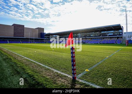 Wimbledon, Großbritannien. 19th Januar 2022. Gesamtansicht der Plough Lane, der neuen Heimat von London Broncos, während des Wettkampfs der Betfred Championship zwischen London Broncos und Widnes Vikings am 30. Januar 2022 im Cherry Red Records Stadium, Plough Lane, Wimbledon, England. Foto von David Horn. Quelle: Prime Media Images/Alamy Live News Stockfoto