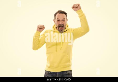 ich bin so glücklich. Menschliche Emotionen. Reifer glücklicher Mann mit Bart. Senior Kerl feiert Erfolg Stockfoto