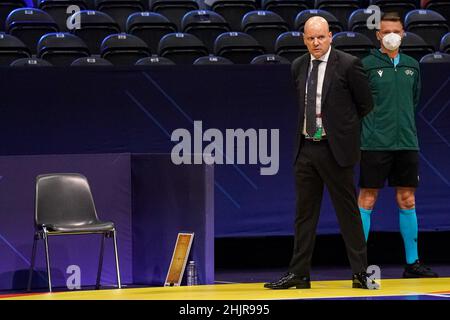 AMSTERDAM, NIEDERLANDE - 31. JANUAR: Trainer Jorge Braz aus Portugal beim Viertelfinale der Männer im Futsal Euro 2022 im Ziggo Dome am 31. Januar 2022 in Amsterdam, Niederlande (Foto: Jeroen Meuwsen/Orange Picles) Stockfoto