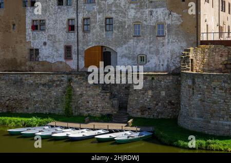 An der Schmücke, Heldrungen, Thüringen, Deutschland: Schloss Heldrungen, eine Wasserburg aus dem 13th. Jahrhundert. Stockfoto