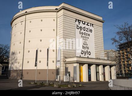 Breslau, Polen - 16. Januar 2022. Luftschutzbunker (es wurde während der Belagerung von Breslau Festunglazaret II genannt). Stockfoto