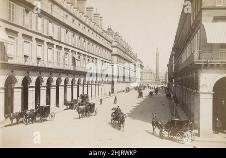 Antike Fotografie von der Rue de Castiglione um 1890 in Richtung Place Vendôme in Paris, Frankreich. QUELLE: ORIGINAL ALBUMIN FOTO Stockfoto