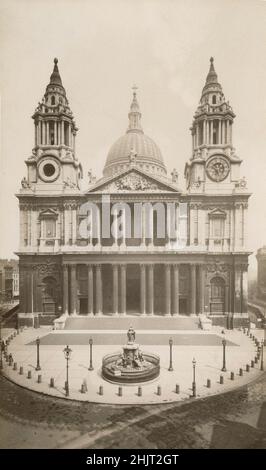 Antike Fotografie der St. Paul's Cathedral in London, England, um 1890. QUELLE: ORIGINAL ALBUMIN FOTO Stockfoto