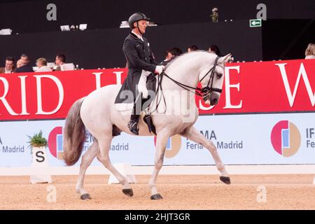 Juan Antonio Jimenez Cobos (ESP) mit Euclides Mor (LUS) während der Longines FEI Weltmeisterschaft am 29 2019. November in der Madrid Horse Week, Spanien Stockfoto