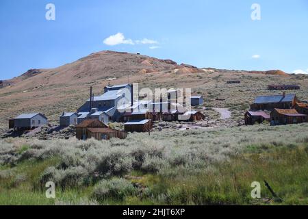 Das verlassene Bergbaugebiet der Geisterstadt Bodie in der Wüste in Nevada Stockfoto