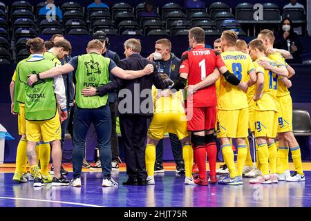 AMSTERDAM, NIEDERLANDE - 31. JANUAR: Team Ukraine beim Männer-Futsal-Viertelfinale der Euro 2022 zwischen Kasachstan und der Ukraine am 31. Januar 2022 im Ziggo Dome in Amsterdam, Niederlande (Foto: Jeroen Meuwsen/Orange Picles) Stockfoto
