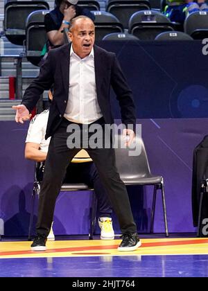 AMSTERDAM, NIEDERLANDE - 31. JANUAR: Cheftrainer Kaka aus Kasachstan schreit beim Viertelfinale der Männer im Futsal Euro 2022 zwischen Kasachstan und der Ukraine am 31. Januar 2022 im Ziggo Dome in Amsterdam, Niederlande (Foto: Jeroen Meuwsen/Orange Picles) Stockfoto