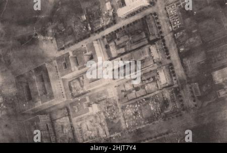 Erdbeben in Japan 1923: Das Marunouchi-Viertel (Tokio) nach der Katastrophe, von Bord eines Flugzeugs aus gesehen Stockfoto