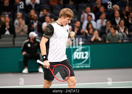 Ilya Ivashka aus Bulgarien während des Rolex Paris Masters 2021, ATP Masters 1000 Tennisturniers, am 3. November 2021 in der Accor Arena in Paris, Frankreich. Stockfoto