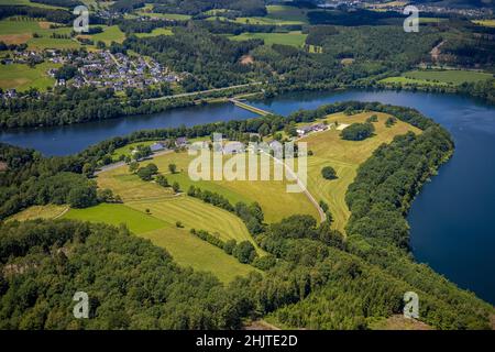 Luftaufnahme, Biggesee, Stade Landzunge, Eichhagen Dorfansicht, Olpe, Sauerland, Nordrhein-Westfalen, Deutschland, Biggetalsperre, DE, Europa, Hof Stade Stockfoto