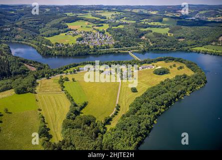 Luftaufnahme, Biggesee, Stade Landzunge, Eichhagen Dorfansicht, Olpe, Sauerland, Nordrhein-Westfalen, Deutschland, Biggetalsperre, DE, Europa, Hof Stade Stockfoto