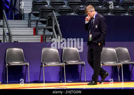 AMSTERDAM, NIEDERLANDE - 31. JANUAR: Trainer Oleksandr Kosenko aus der Ukraine während des Manns-Futsal-EM 2022-Viertelfinalspiel zwischen Kasachstan und der Ukraine am 31. Januar 2022 im Ziggo Dome in Amsterdam, Niederlande (Foto: Jeroen Meuwsen/Orange Picles) Stockfoto