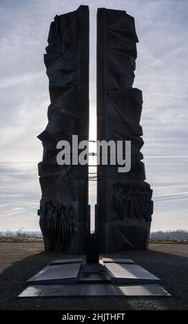 Breslau, Polen - 16. Januar 2022. Polnischer Kriegsfriedhof. Hier sind über 600 polnische Offiziere und Soldaten aus dem zweiten Weltkrieg und Warschau oben begraben Stockfoto