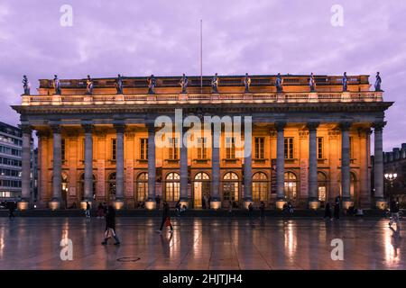 Das Grand Theatre de Bordeaux ist ein Opernhaus in Bordeaux, Frankreich. Stockfoto