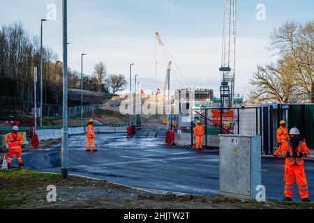 West Hyde, Großbritannien. 31st. Januar 2022. Bauarbeiten in der Nähe des Südportals für den Abschnitt des Chilterner Tunnels der Hochgeschwindigkeitsstrecke HS2. Zwei 2.000-Tonnen-Tunnelbohrmaschinen werden zum Bau des 10-Meilen-Chiltern-Tunnels unterhalb der Chiltern Hills eingesetzt, der der längste Tunnel auf der Route HS2 zwischen London und den West Midlands sein wird. Kredit: Mark Kerrison/Alamy Live Nachrichten Stockfoto