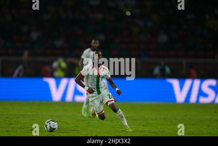 Yaoundé, Kamerun, 9. Januar 2022: Blati Touré von Burkina Faso während Kamerun gegen Burkina Faso – Afrika-Cup der Nationen im Paul Biya Stadion. Kim Price/CSM. Stockfoto