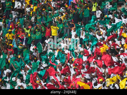 Yaoundé, Kamerun, 9. Januar 2022: Fans während Kameruns gegen Burkina Faso - Afrika-Cup der Nationen im Paul Biya Stadium. Kim Price/CSM. Stockfoto