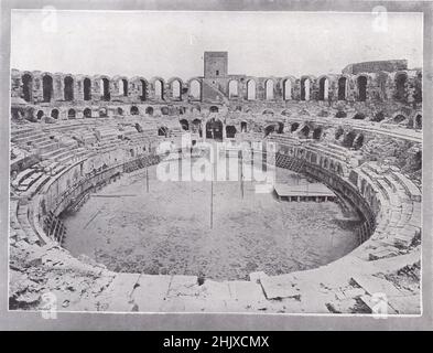 Das Innere des römischen Amphitheaters, Arles. Bouches-du-Rhône. Frankreich (1925) Stockfoto