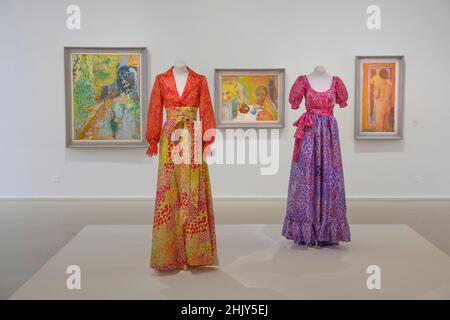 YVES SAINT LAURENT IM MUSÉE D'ART MODERNE PARIS Stockfoto