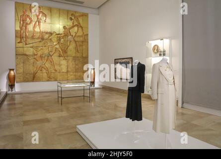 YVES SAINT LAURENT IM MUSÉE D'ART MODERNE PARIS Stockfoto