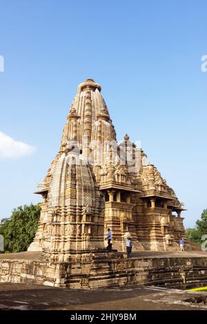 Khajuraho, Madhya Pradesh, Indien : Vishvanatha Tempel Teil der westlichen Gruppe des UNESCO-Welterbes Khajuraho Gruppe von Chandela mittelalterlich Stockfoto