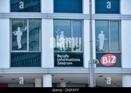 BIZ Berufsinformationszentrum, Porschestraße, Wolfsburg, Niedersachsen, Deutschland Stockfoto