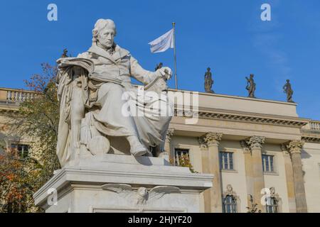 Denkmal Wilhelm von Humboldt, Hauptgebäude, Humboldt-Universität, Unter den Linden, Mitte, Berlin, Deutschland Stockfoto