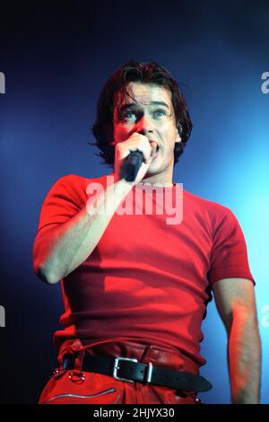 Boyzone, Stephen Gately auf der Bühne beim Konzert V96 in Chelmsford, Großbritannien. 26th. August 1996 Stockfoto