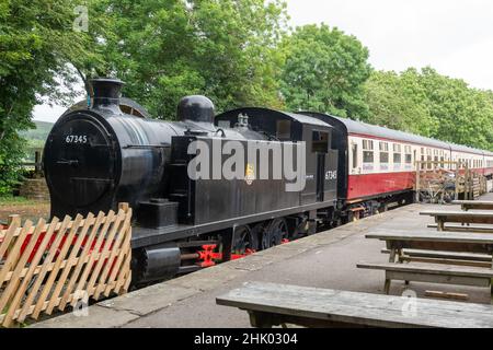 Die erhaltene Dampflokomotive und Waggons bilden eine der Ausstellungsflächen des Dales Countryside Museum in Hawes, Wensleydale Stockfoto