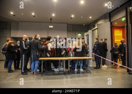 Eingang des Gerichts; Grenoble assize Courthouse, Ostfrankreich, am 1. Februar 2022, Für den Prozess gegen Nordahl Lelandais der Entführung und des Mordes an Maelys de Araujo, der während einer Hochzeit verschwand, im August 2017 angeklagt. Foto von Erik Sampers/ABACAPRESS.COM Stockfoto