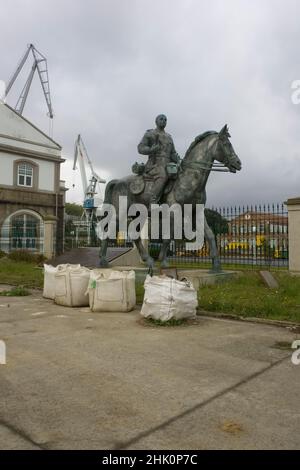 Reiterstatue des spanischen Diktators Francisco Franco in den Einrichtungen des Militärarsenals von Ferrol Stockfoto