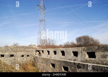 Friaul Julisch Venetien, Berg sei Busi. Italienischer Betongraben. Stockfoto