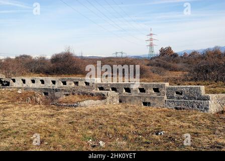 Friaul Julisch Venetien, Berg sei Busi. Italienischer Betongraben. Stockfoto