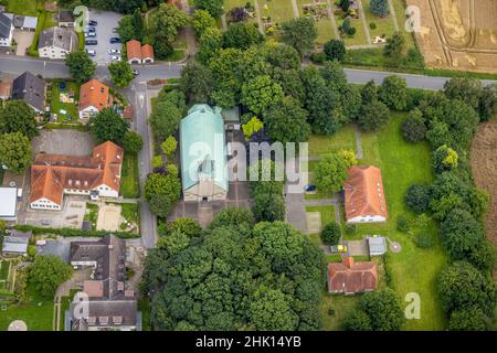 Luftaufnahme, St. Peter und Pauls Kirche, Hemmerde, Unna, Ruhrgebiet, Nordrhein-Westfalen, Deutschland, Ort der Anbetung, DE, Europa, religiöse Mita Stockfoto