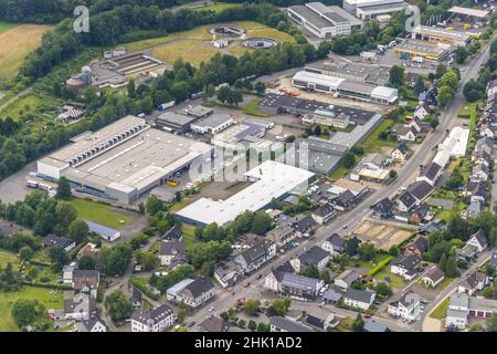 Luftbild, Kläranlage Wenden, Gewerbegebiet auf dem Ohl, Gerlingen, Wenden, Sauerland, Nordrhein-Westfalen, Deutschland, DE, EU Stockfoto