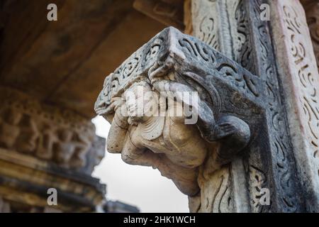 Wandbemalung am Duladeo Tempel, gewidmet dem Hindu-gott Lord Shiva, Southern Group of Temples, Khajuraho, Madhya Pradesh, Indien Stockfoto