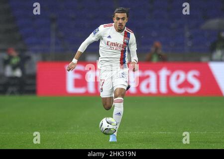 Lyon, Frankreich. 1st. Februar 2022. Malo Gusto von Lyon während des Spiels der Uber Eats Ligue 1 im Groupama Stadium, Lyon. Bildnachweis sollte lauten: Jonathan Moscrop/Sportimage Kredit: Sportimage/Alamy Live News Stockfoto