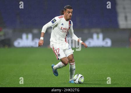 Lyon, Frankreich. 1st. Februar 2022. Malo Gusto von Lyon während des Spiels der Uber Eats Ligue 1 im Groupama Stadium, Lyon. Bildnachweis sollte lauten: Jonathan Moscrop/Sportimage Kredit: Sportimage/Alamy Live News Stockfoto