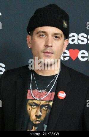 Los Angeles, Kalifornien, USA 1st. Februar 2022 Rapper/Produzent G-Eazy, aka Gerald Earl Gillum besucht Paramount Pictures 'Jackass Forever' US-Premiere am 1. Februar 2022 im TCL Chinese Theatre in Los Angeles, Kalifornien, USA. Foto von Barry King/Alamy Live News Stockfoto