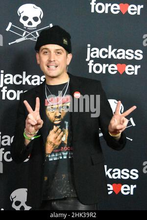 Los Angeles, Kalifornien, USA 1st. Februar 2022 Rapper/Produzent G-Eazy, aka Gerald Earl Gillum besucht Paramount Pictures 'Jackass Forever' US-Premiere am 1. Februar 2022 im TCL Chinese Theatre in Los Angeles, Kalifornien, USA. Foto von Barry King/Alamy Live News Stockfoto