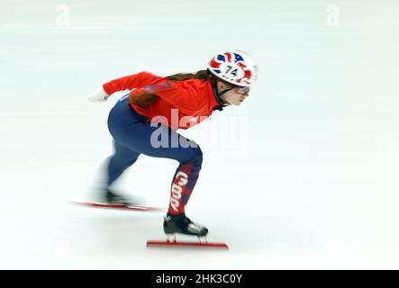 Die britische Kurzstrecken-Eisschnellläuferin Kathryn Thomson beim Training im Capital Indoor Stadium vor dem Start der Olympischen Winterspiele 2022 in Peking beim in China. Bilddatum: Mittwoch, 2. Februar 2022. Stockfoto