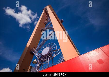 Schweden, Vastragotland und Bohuslan, Gothenburg, Werftkran, Skyline der Stadt Stockfoto