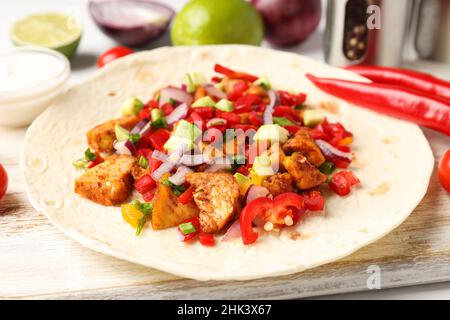 Konzept von leckeren Speisen mit Taco Nahaufnahme Stockfoto