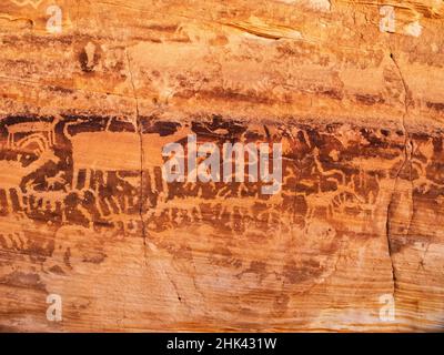 USA, Nevada, Mesquite. Gold Butte National Monument, Anasazi Petroglyphen und Kohta Circus. Stockfoto