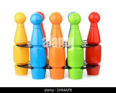 Set von Spielzeug Kunststoff Bowling Pins isoliert auf weiß Stockfoto