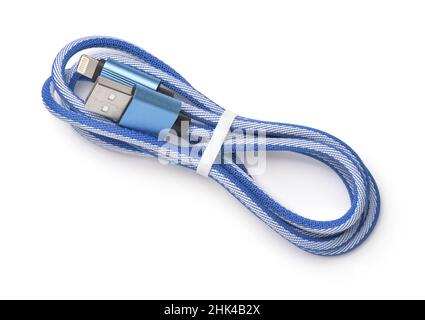 Draufsicht des blauen USB-zu-Lightning-Telefonkabels isoliert auf Weiß Stockfoto